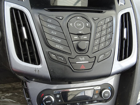 Radio CD Player Display Ford Focus 3 din 2013