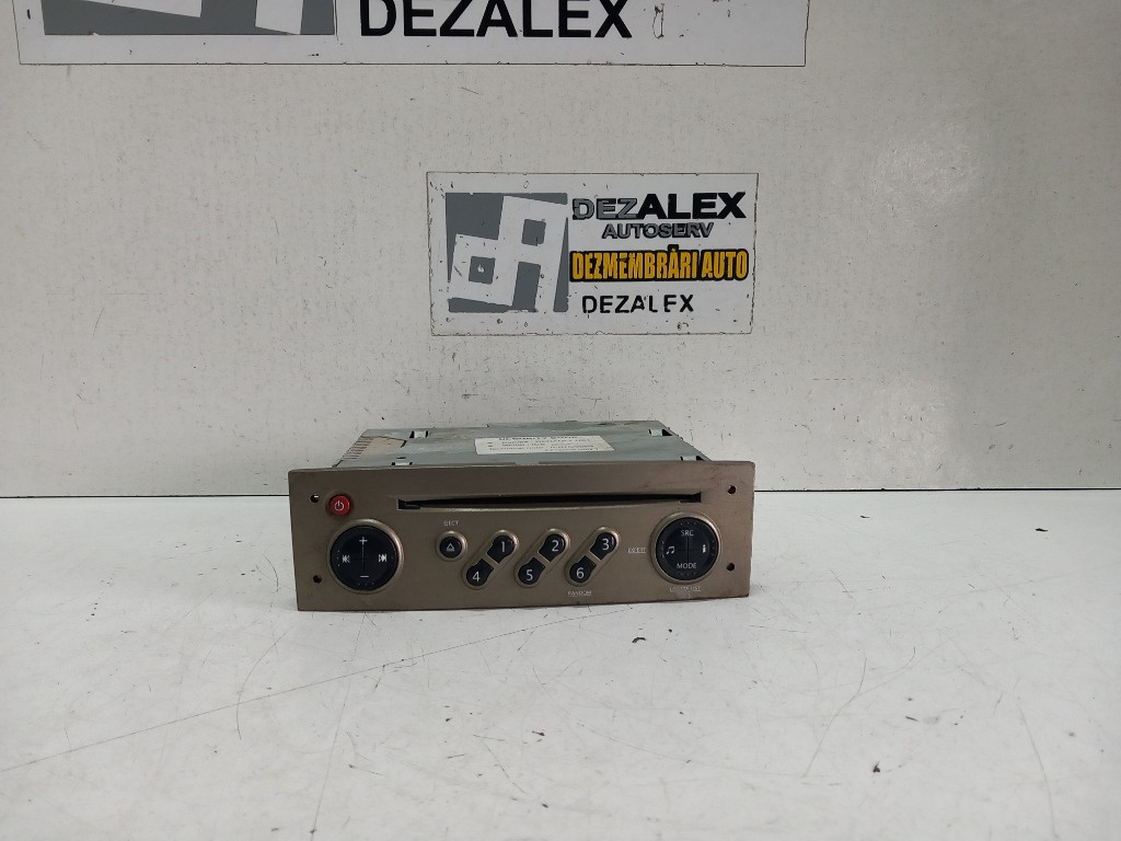 Radio Cd player Renault Megane 2 cod-8200633620
