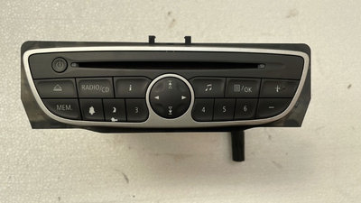 Radio CD player Renault Megane 3 1.5 DCI 2009 2811