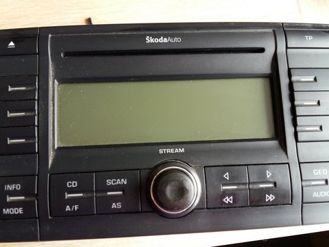 CD player auto pentru Skoda Octavia 2 - Anunturi cu piese
