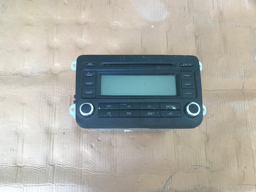 Radio cd player volkswagen passat b6 2005 - 2009