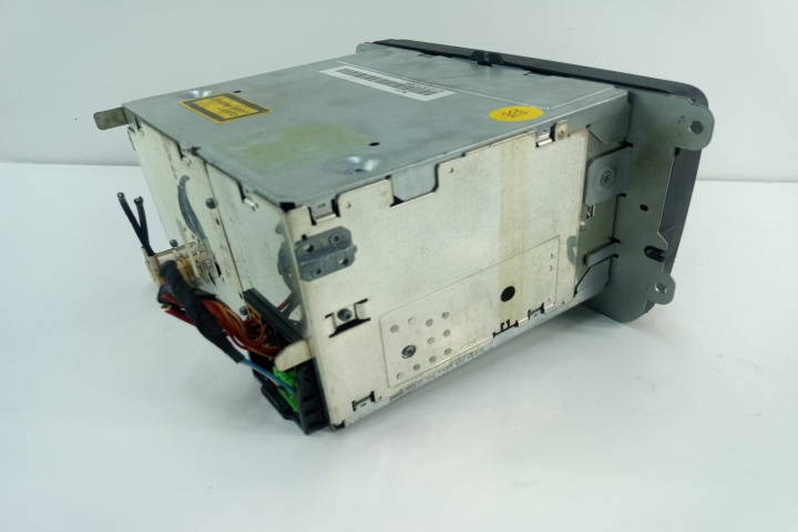 Radio CD player Volkswagen VW BLAUPUNKT 