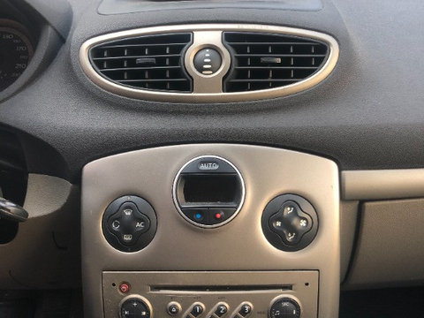 Radio cd renault clio 3