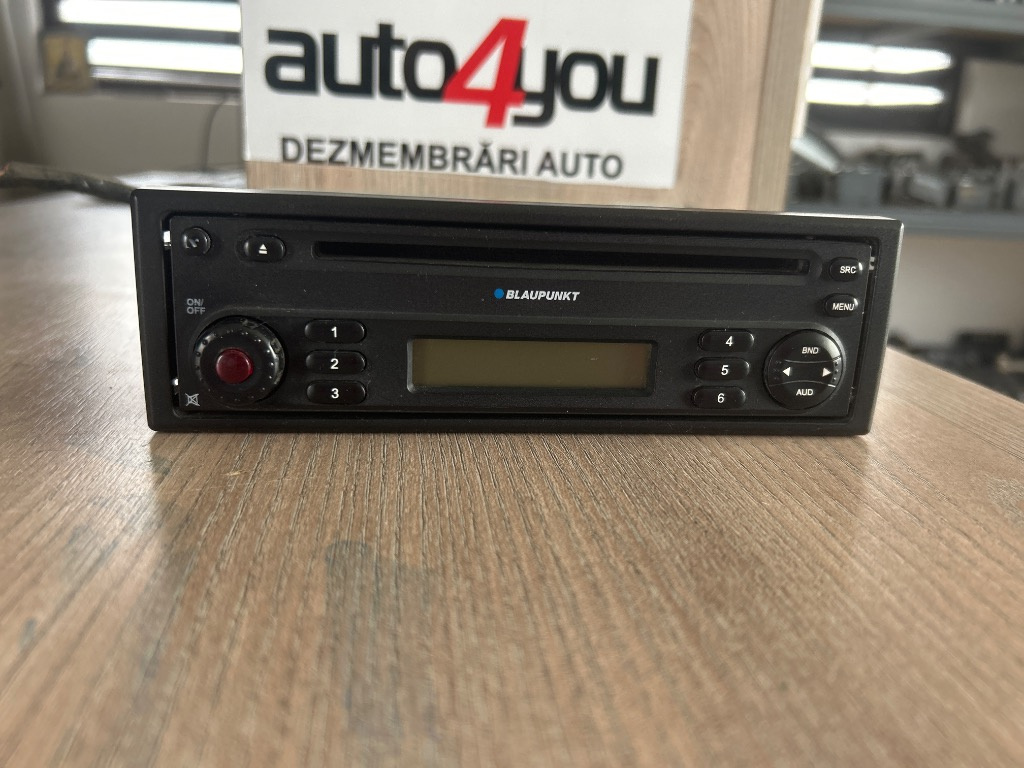 Radio CD Renault , Cod 8200617365, 8 200 617 365