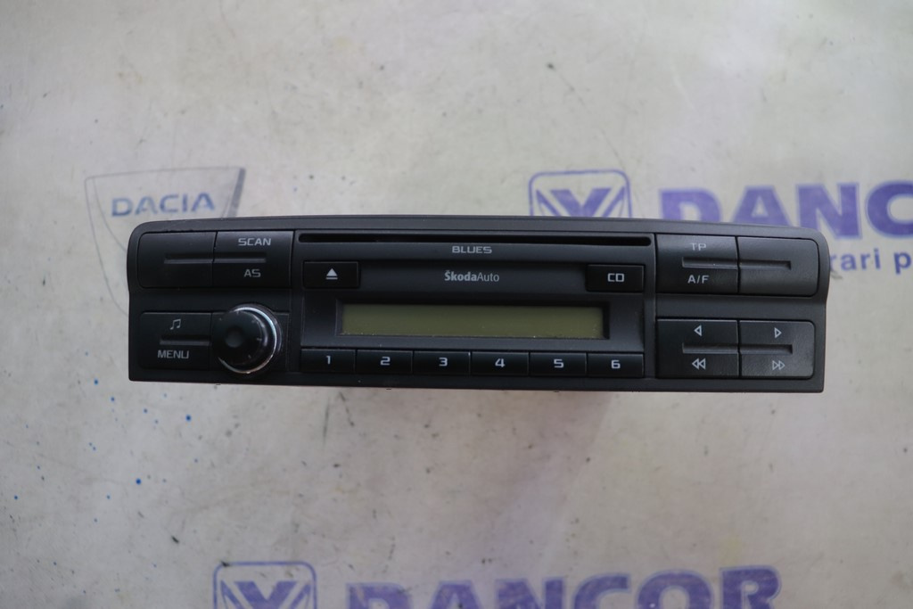 RADIO CD SKODA OCTAVIA 2 AN 2009 1Z0035152D