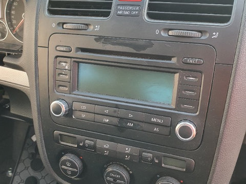 Radio CD VW Jetta an 2008