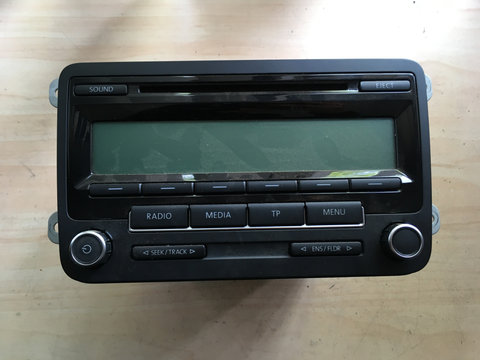 Radio CD VW Passat B7 cod: 1k0035186ab