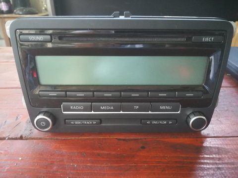 Radio CD VW Passat B7 variant cod 1K0035186AB