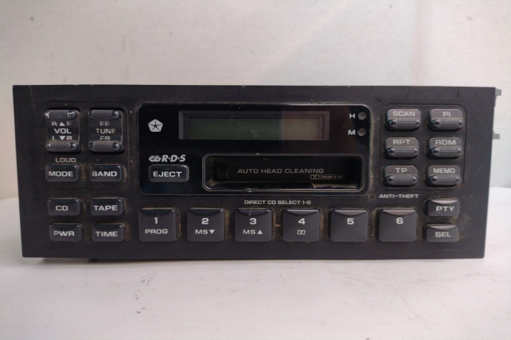 Radio Fm Cassette P4704345-G Chrysler Voyager - jeep Grand Cherokee 1996-98 COD 4344 P4704345-G Chrysler Voyager 3 [1995 - 2001]