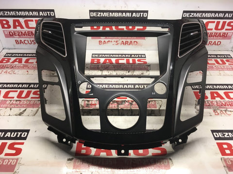 Rama CD Player cu guri ventilatie Hyundai i40