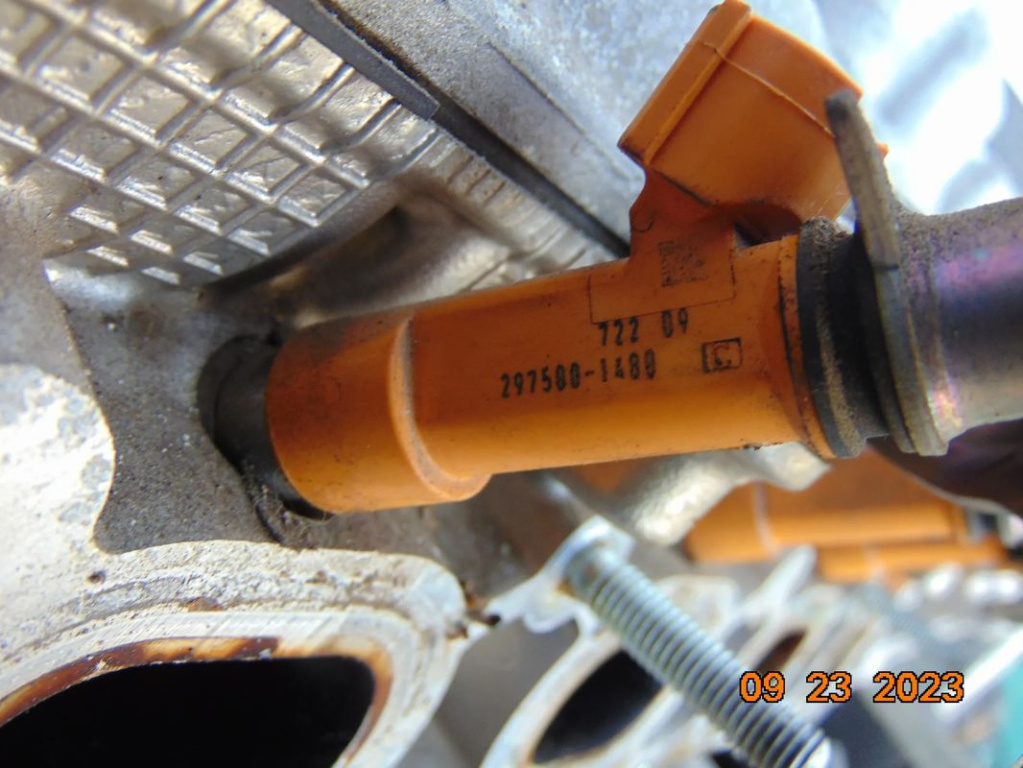 Rampa cu injectoare Suzuki Vitara m16a sx4 injector suzuki 1.6 benzina cod 2014-2019