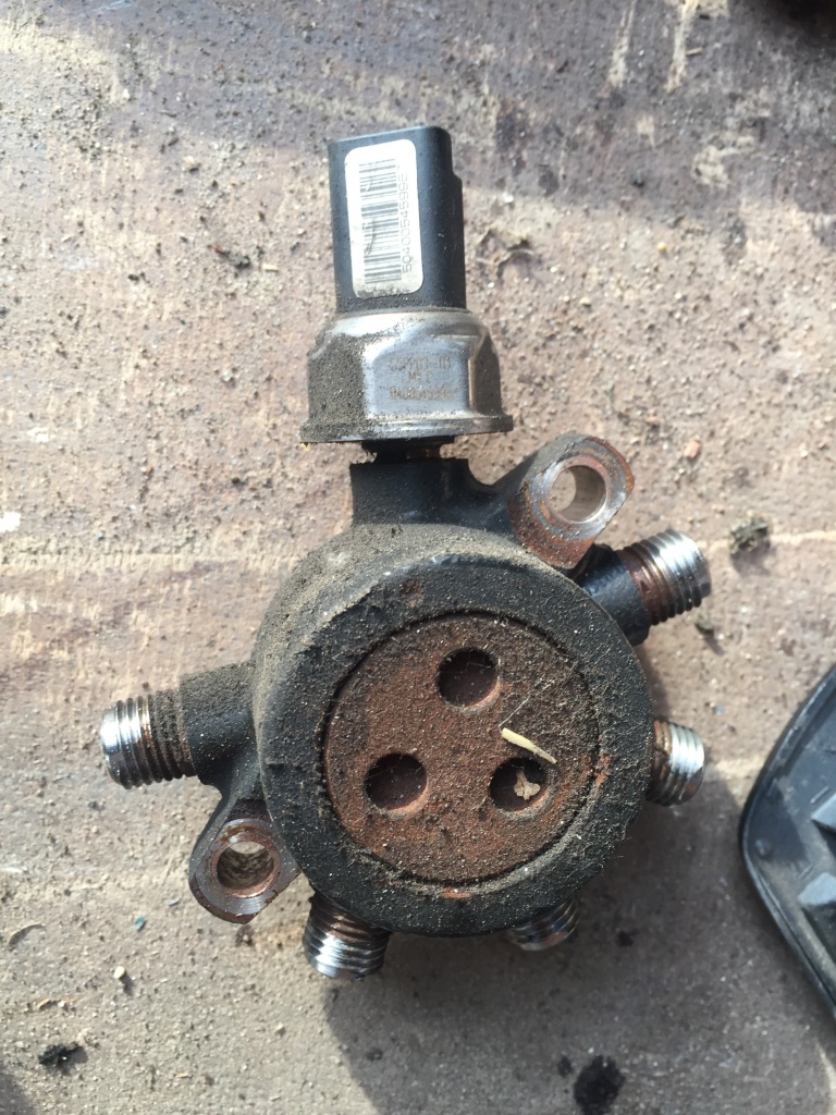 Rampa distribuitor combustibil Ford Transit Connect 1.8 tdci