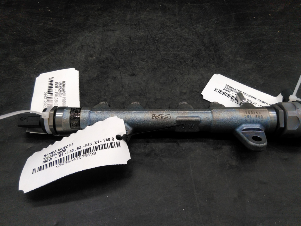 Rampa injectie Bmw S1-f40 ,s2-f45 ,x1-f48 cod piesa 13538579238