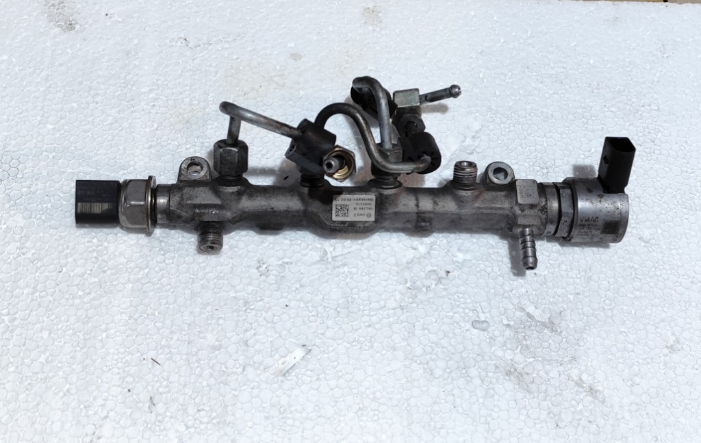 RAMPA INJECTOARE 04L089G Audi A3 (8V1) 2.0tdi, CRLB