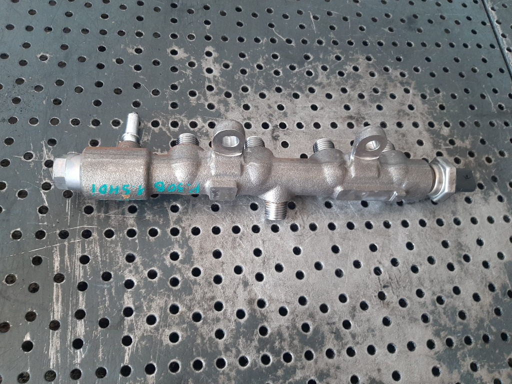Rampa injectoare 1.5hdi yh01 peugeot 308 3008 expert 3 opel vivaro c citroen jumper 9821399680