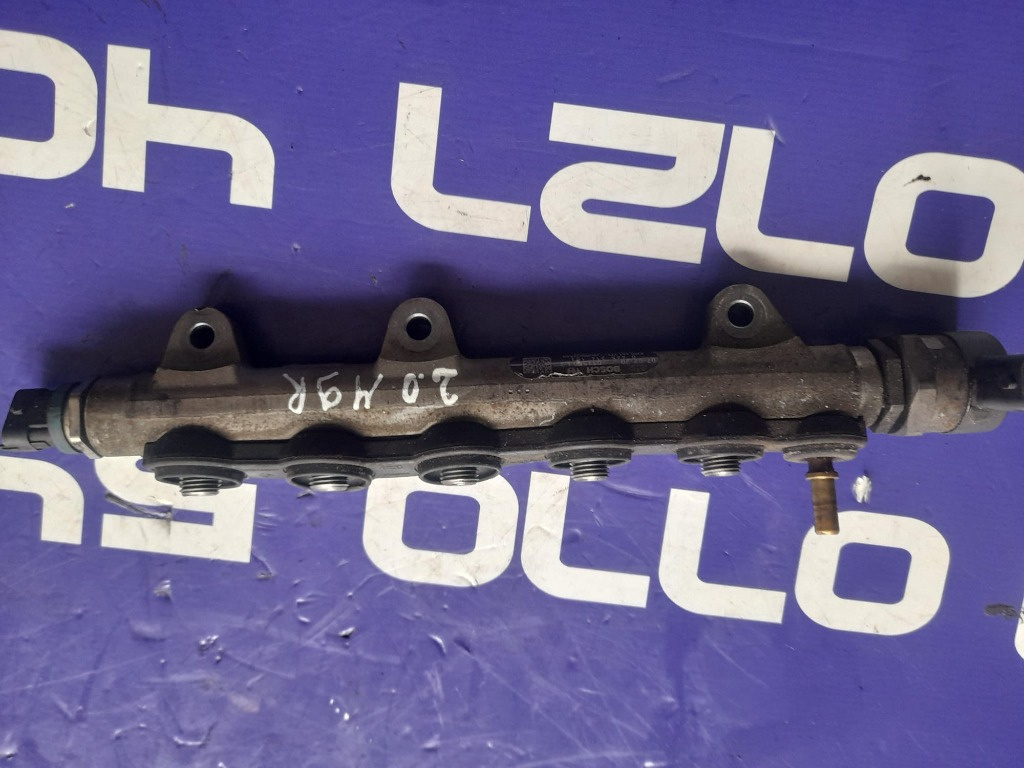 Rampa injectoare 2.0 dci m9r renault trafic 2 megane 2 0445214153