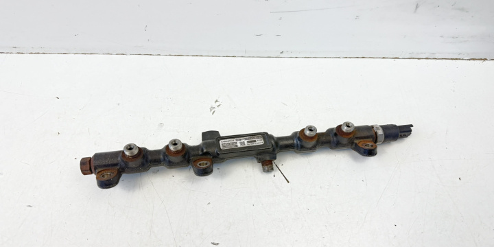 Rampa injectoare 2S7Q9D280 Ford Mondeo MK3 [2000 - 2003] wagon 2.0 TDCi AT (130 hp) BWY automat 2.0L Duratorq DI CR (130PS) Metropolis Blue (met) Jatco cu 5 viteze