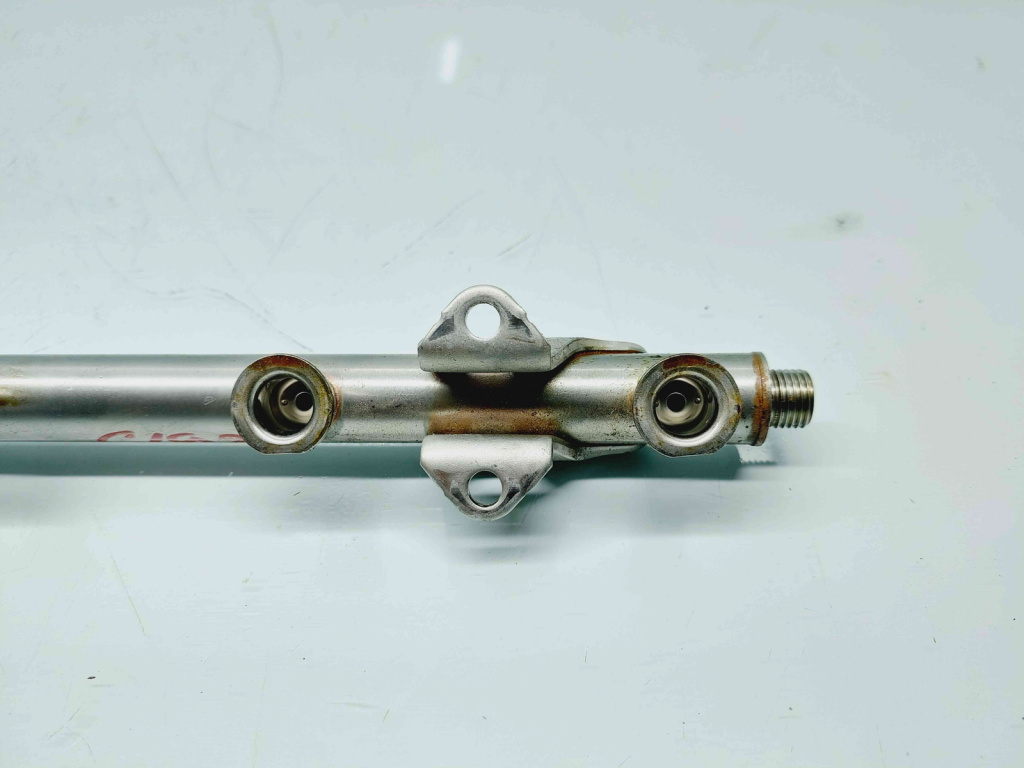 Rampa injectoare AUDI A4 (8W2, B9) [Fabr