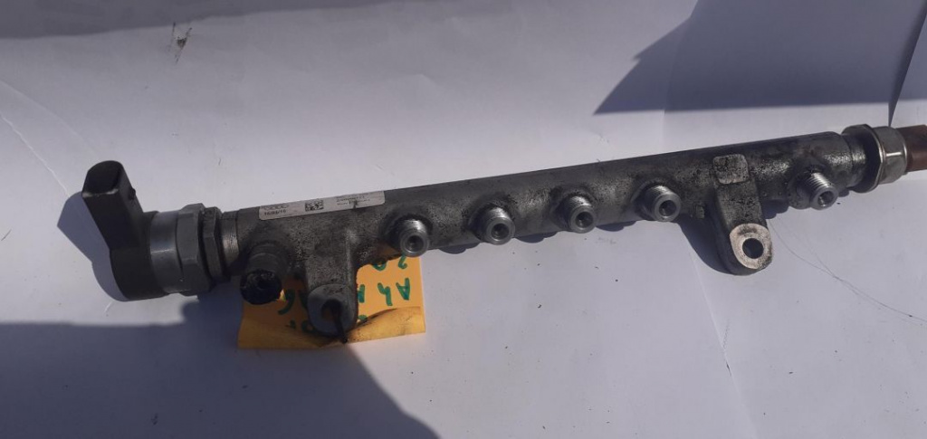 Rampa injectoare audi motor 2.0 tdi caga audi a4 a5 a6 03L 130 089 A dezmembrez dezmembrari audi