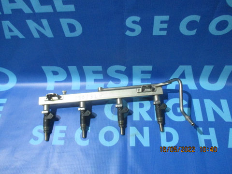 Rampa injectoare BMW E90 320i; 7530420 (cu injectoare)