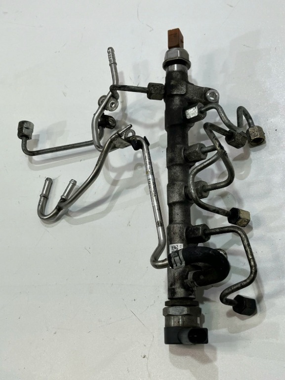 Rampa injectoare CFF Vw Passat CC 2.0 tdi 2014 oem piesa 03L089N 140 hp E5
