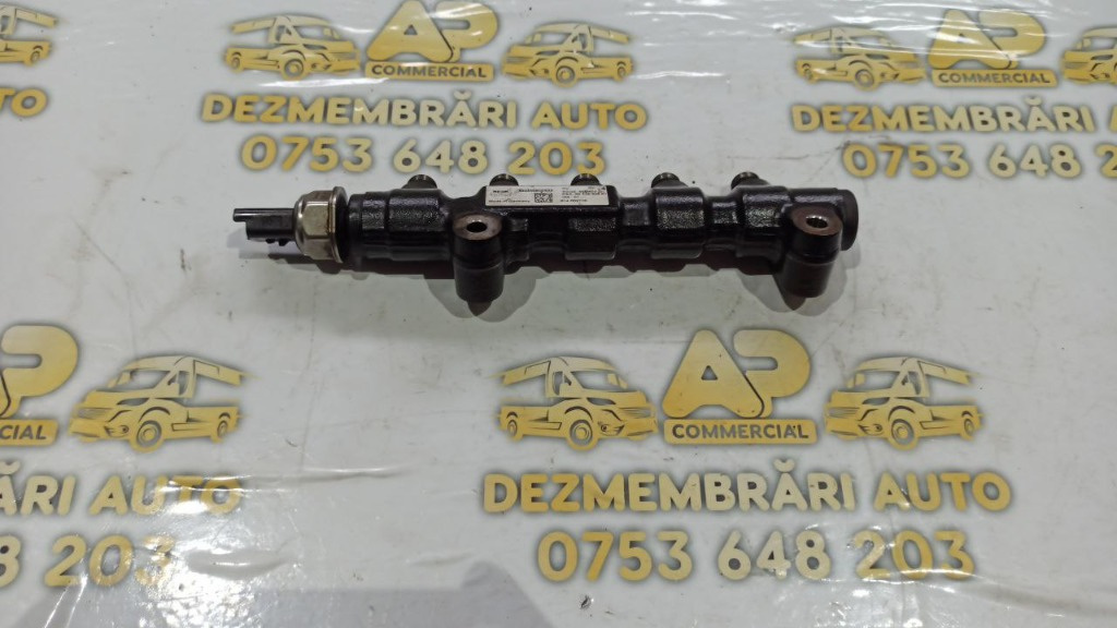 Rampa injectoare Citroen C5 III Sedan 1.6 HDi 114 CP cod: 9654592680