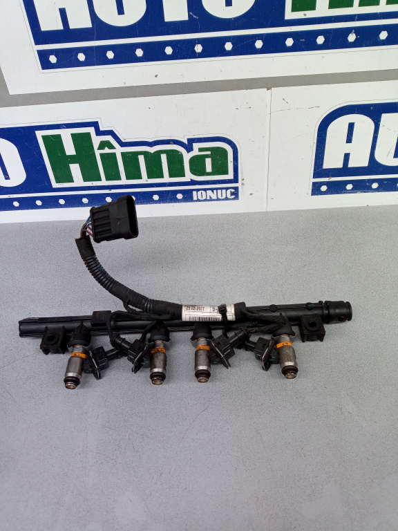 Rampa injectoare cu injectoare CB261C 1.2 B FIAT Panda III (312_ 319_) 2012-2022 1.2 B