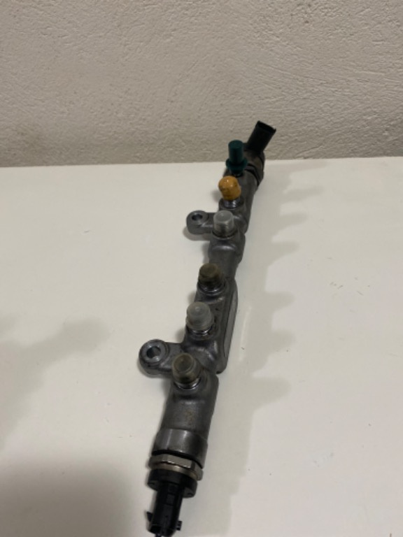 Rampa injectoare Discovery Sport 2.0 Diesel 044521