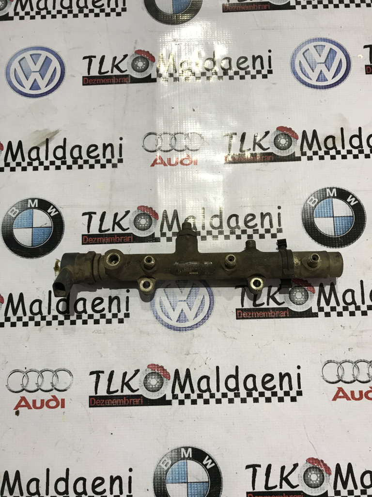 Rampa injectoare dreapta Audi A6 C6 3.0BMK 0591300