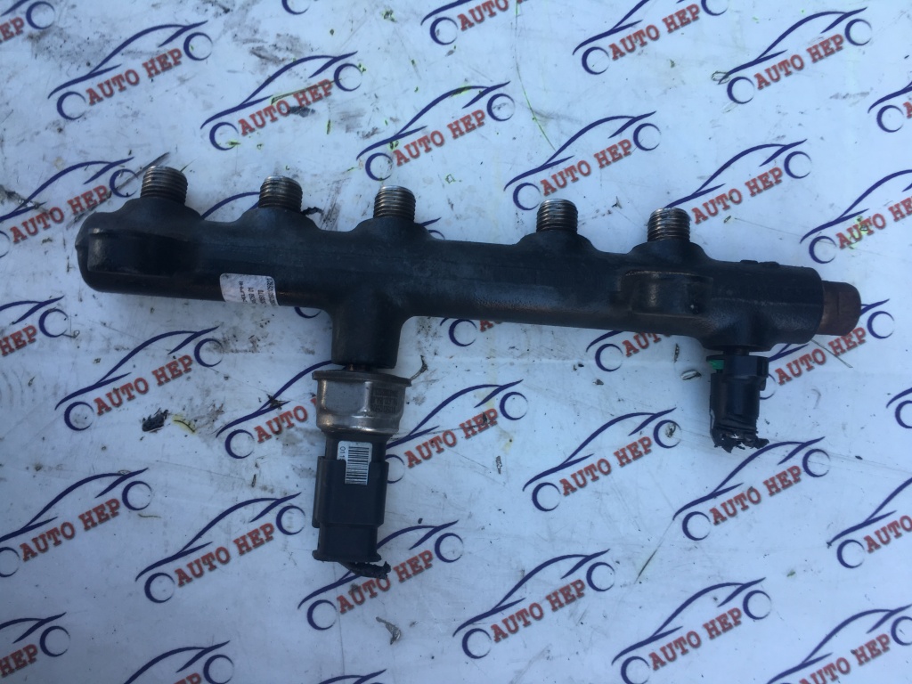 Rampa injectoare Ford Kuga Focus C-Max Citroen C2 C3 C4 Peugeot 301 9674300080 967430008003 9674300080-03 9467