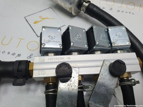 Rampa injectoare gaz AUDI A4 Saloon (8D2, B5) [ 1994 - 2001 ] 1.6 (ADP, AHL, ANA, ARM) 74KW|100HP