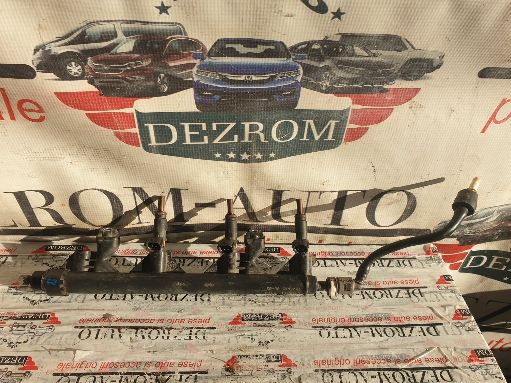 Rampa injectoare + injectoare MINI Clubvan (R55) 1.6 One 98cp cod piesa : 757564580-02 / V752817680-07