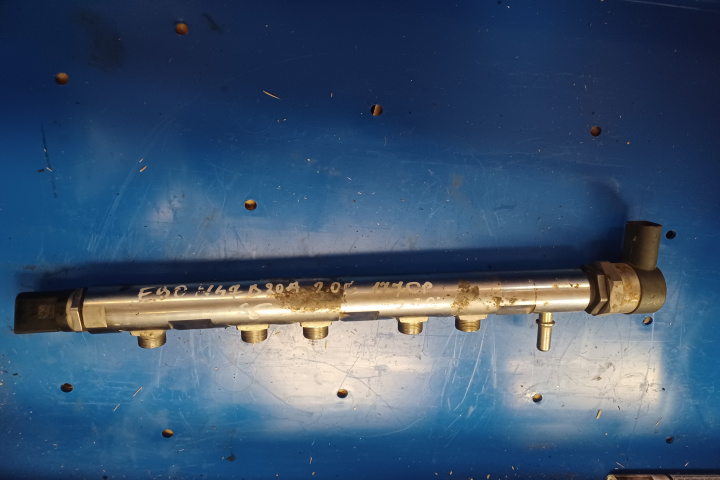 Rampa injectoare N47D20A 0445214183 7809128 02 MX1