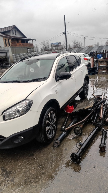 Rampa injectoare Nissan Qashqai 2013 suv