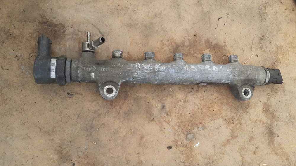 Rampa injectoare Opel Astra H 1.3 diesel cod 0281002507