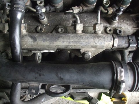Rampa injectoare Opel Corsa C 1.3 cod motor z13dt