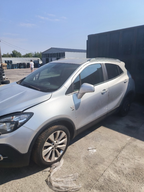 Rampa injectoare Opel Mokka X 2015 SUV 1