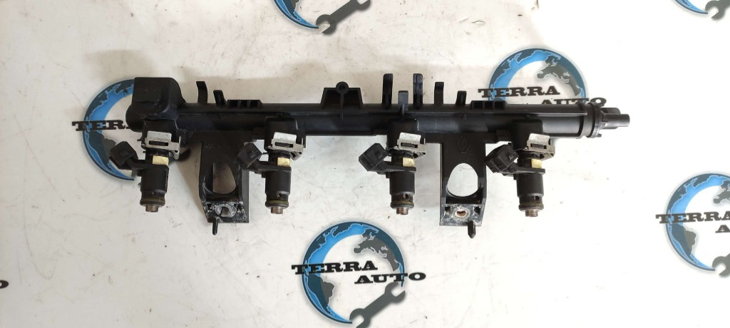 Rampa injectoare Renault Clio III Grandtour 1.2 TCE 74 KW 101 CP cod motor D4F H784