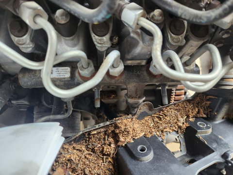 Rampa injectoare Renault Kangoo 1.5 dci K9K 2015 E5 Cod : 175215346R