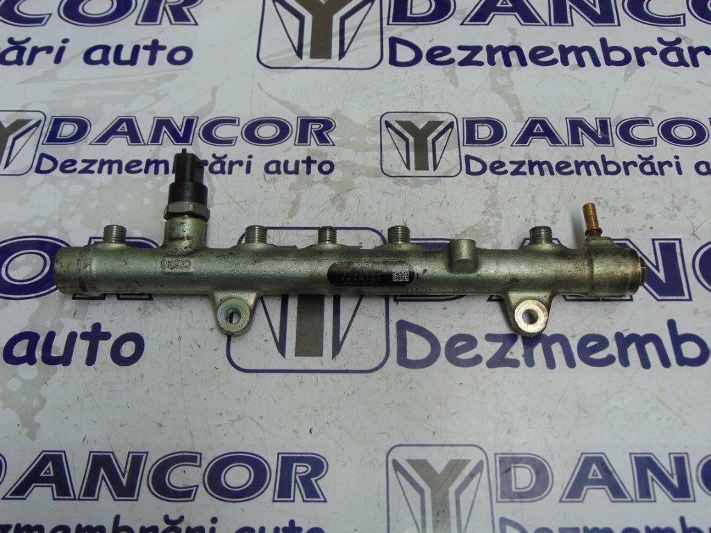 RAMPA INJECTOARE RENAULT MEGANE-II / 8200 396 999