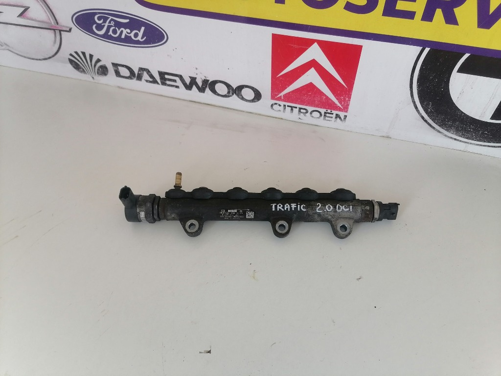 Rampa injectoare Renault Trafic 2 Laguna 2 Opel Vivaro 2.0 DCI Cod 0445214207 8200962035