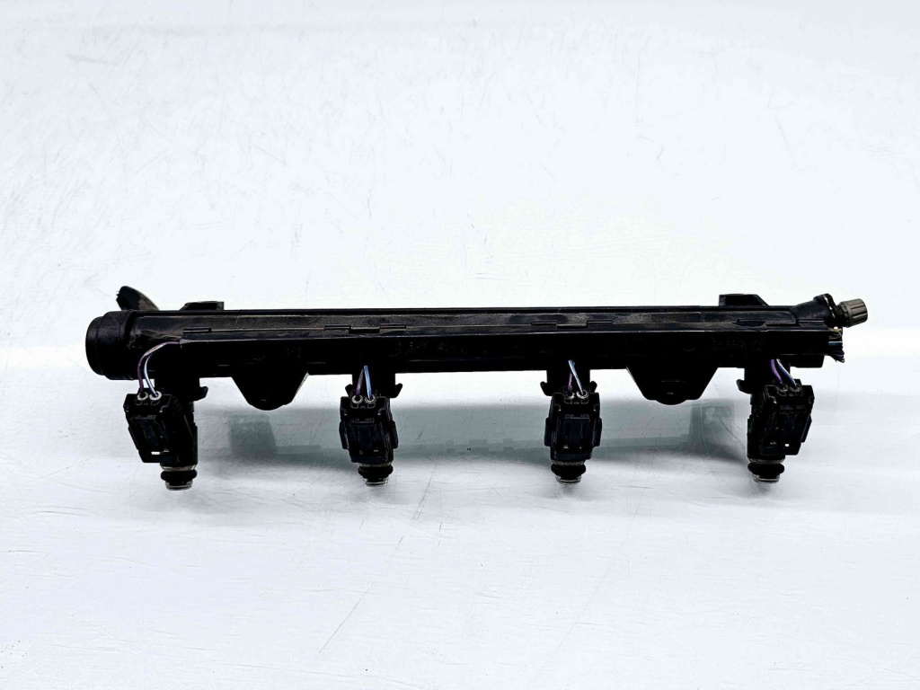 Rampa injectoare Seat Ibiza 5 (6J5) [Fabr 2008-2017] 036133319CD 1.4 Benz CGGB 63KW / 85CP 1.4 Benz CGGB 63KW / 85CP