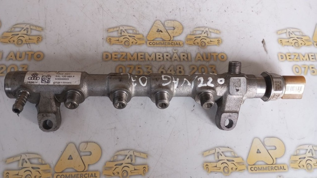 Rampa injectoare SKODA Rapid Spaceback (NH1) 1.6 TDI 90 CP cod: 03L130089P