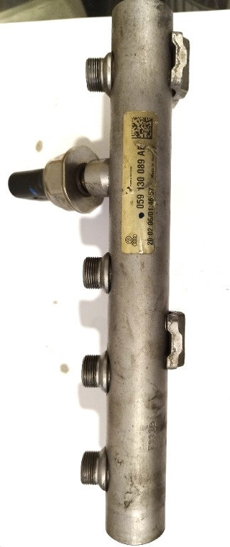 Rampa injectoare stanga, Audi A6 (C6) 2.7TDI, BPP 