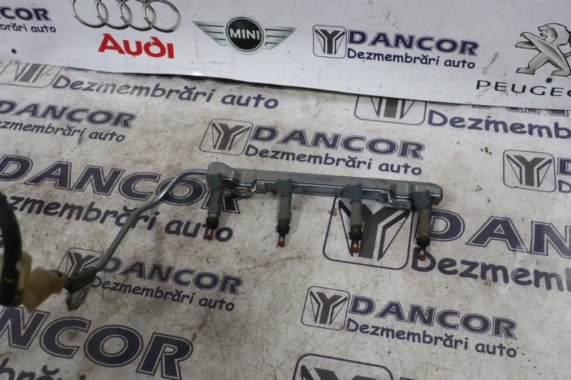 RAMPA INJECTOARE TOYOTA COROLLA HYBRID 1.8i 2ZR Electric AN 2019