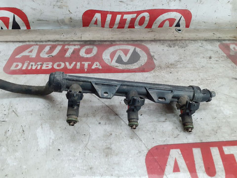 RAMPA INJECTOARE VOLKSWAGEN POLO 6R 2011 OEM:03E133320A.