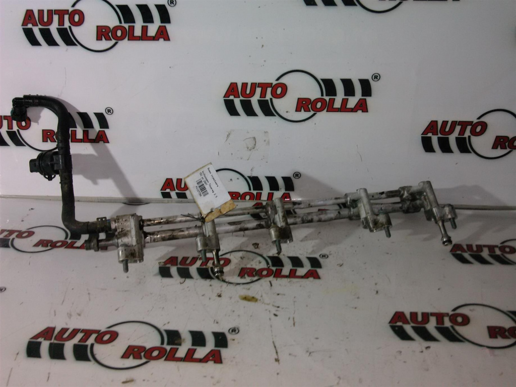 Rampa injectoare Volkswagen Touareg 2.5 TDI an 2007.
