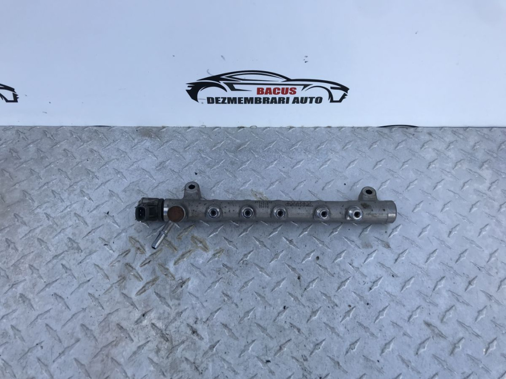 Rampa Injectoare Volvo V40 / XC40 / XC60 / V70 / S60 2.0 Diesel Euro 6 2015 Cod : 31303612