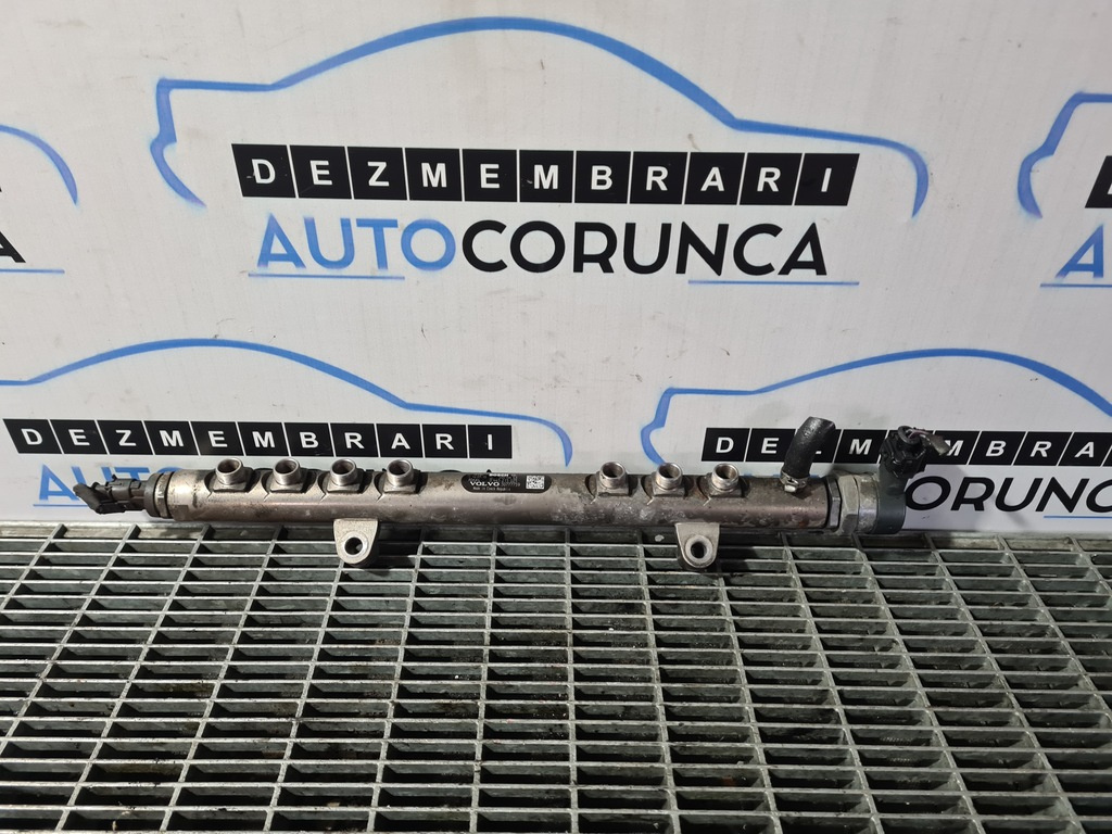 Rampa injectoare Volvo XC60 Facelift 2.4 D 2013 - 2017 181CP D5244T12 Euro 5 0445215025