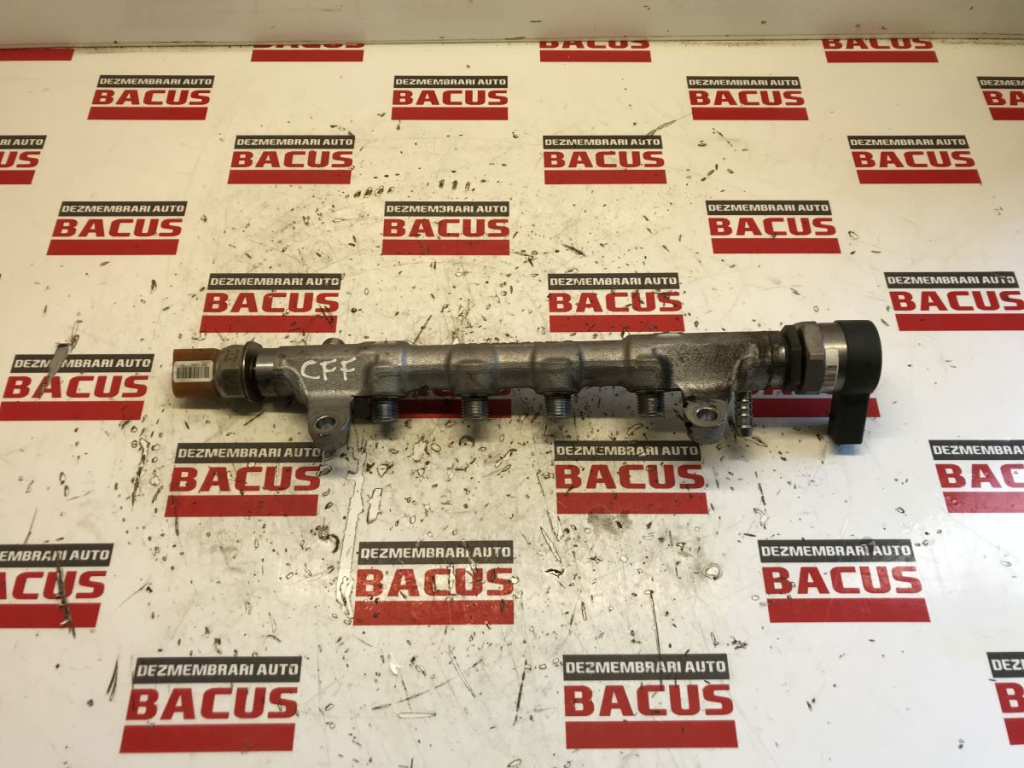 Rampa Injectoare VW Tiguan / Passat B7 2012 2.0 TDI Cod 03L130089J